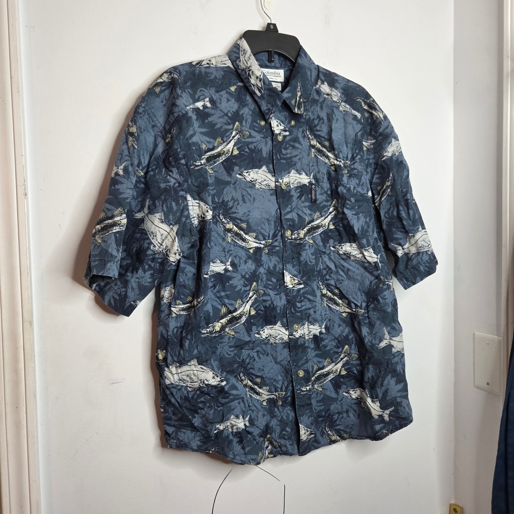 Columbia Mens Medium Blue Fish Print Short Sleeve Cotton Button Down Shirt